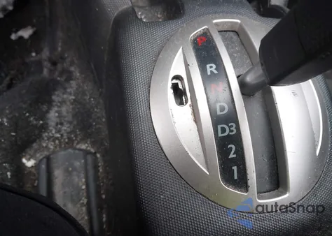 2008 Honda Fit z USA, uszkodzony, nr VIN JHMGD384X8S069420